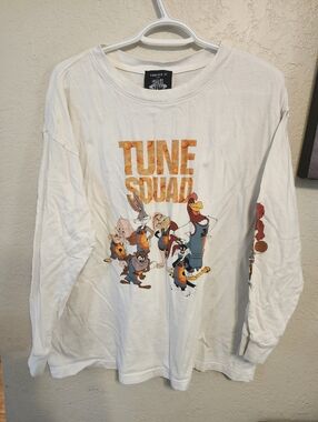 Forever 21 White Tune Squad Looney Tunes Graphic Long Sleeve Tee 0X